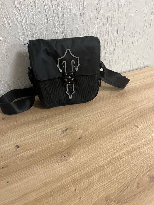 Trapstar чанта.