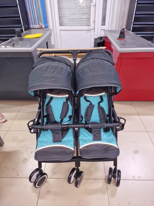 Продам абсолютно новую коляску