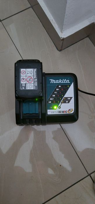 Autofiletanta Makita cu percutie !