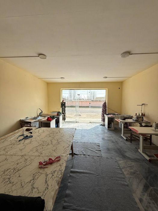 Отдельно Стоящее Здание 1-линия по ул Бирдамлик недалеко от Фуд Сити