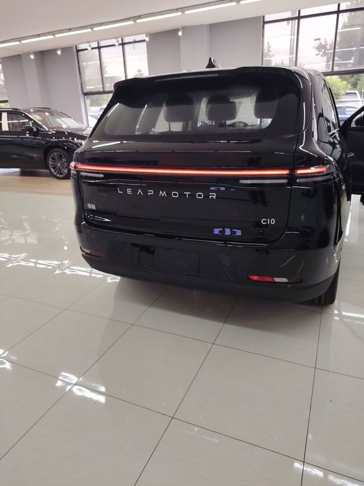 Leapmotor C10 gibrid 210km 2025
