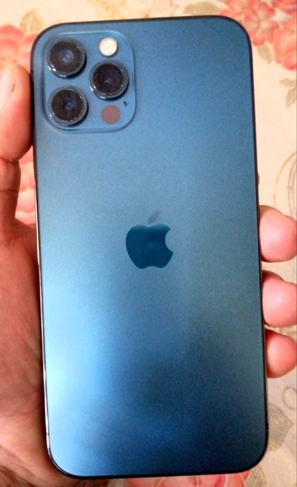 Iphone 12 pro 128gb 250$
