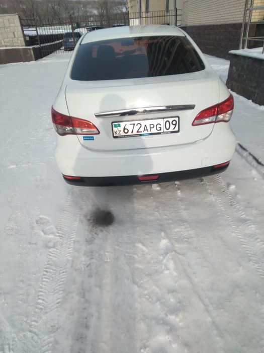 Автомобиль лековая