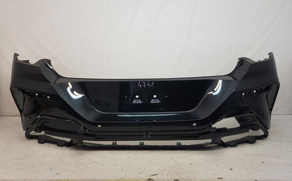 Bara spate BMW Seria 8 G14 G15 M Sport coupe cabrio dupa 2019