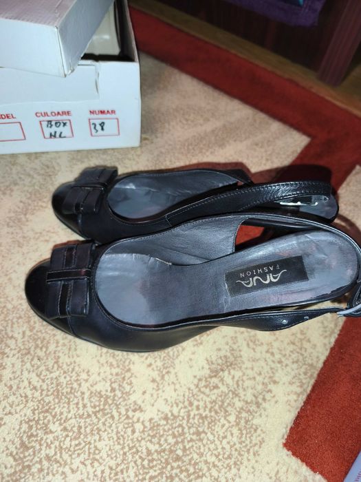 Pantofi dama tip sanda
