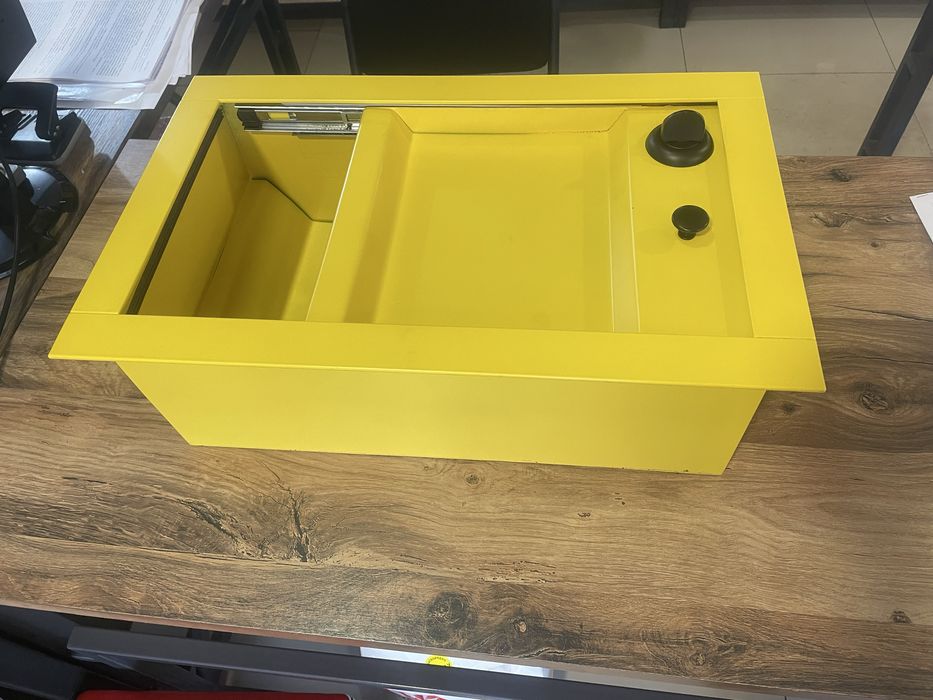 Кассовый передаточный лоток