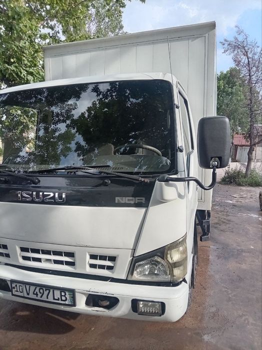 Isuzu sotiladi yili 2015