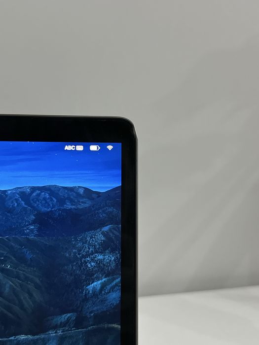 Macbook 13 pro M1 512 gb