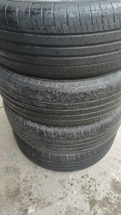 Пакрышки.бу.215/65 R16