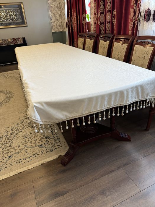 Продаётся стол