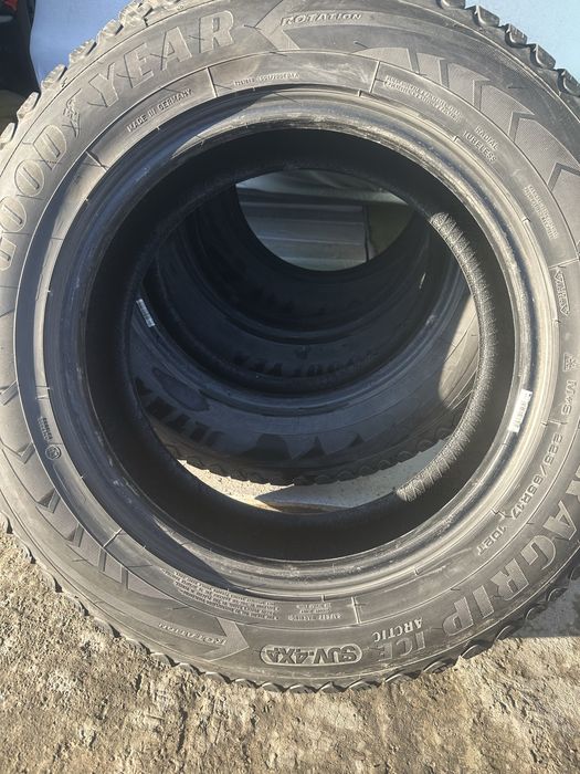 Продам автошины зимние