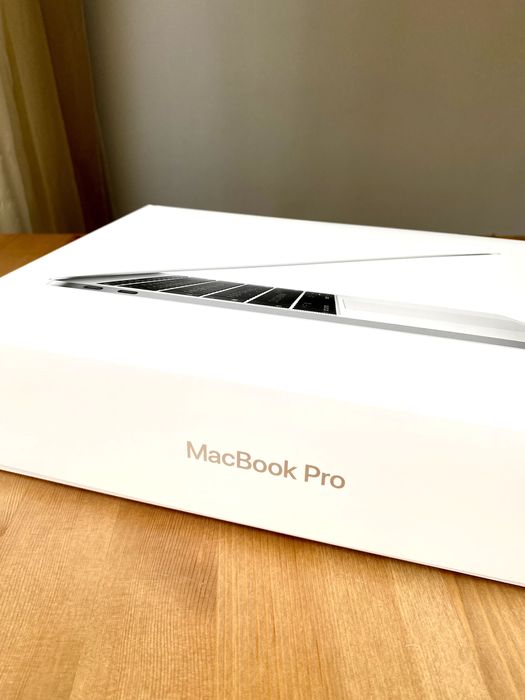 MacBook Pro 13” (2017) – i5, 128GB, macOS Ventura, оригинална кутия