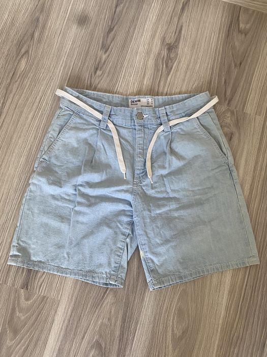 Pantaloni scurti bershka