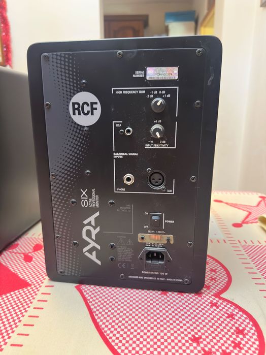 RCF AYRA SIX мониторни колони