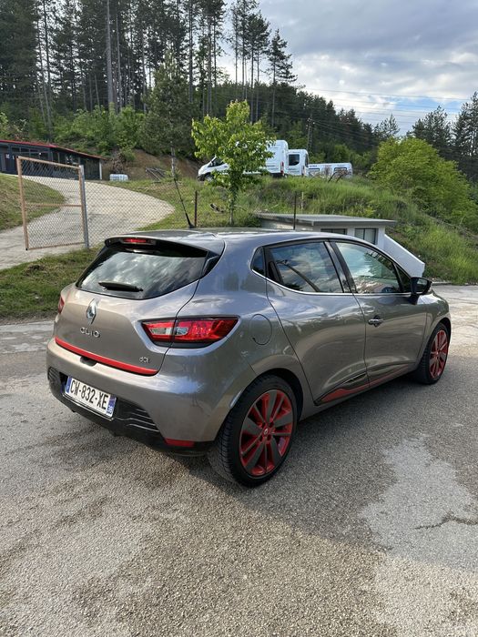 Renault Clio 1.5DCI Red Line