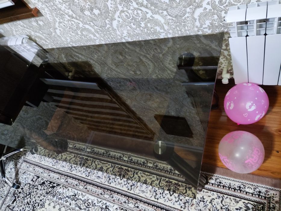 Журнальный столик