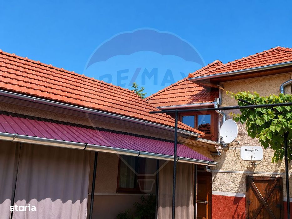 Casă 4 camere de vânzare.Teren 1.150 mp Pișchinți – Romos, Hunedoara