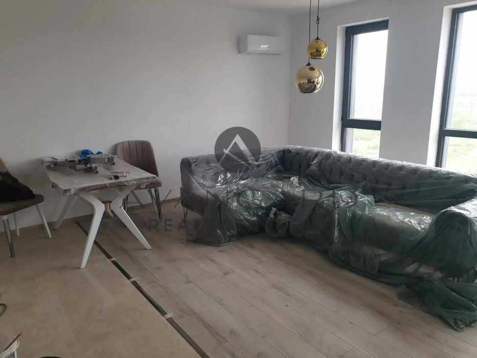 Продава се Двустаен апартамент в Пловдив, Христо Смирненски - 80 кв.м за 1141 €/кв.м - Снимка #1