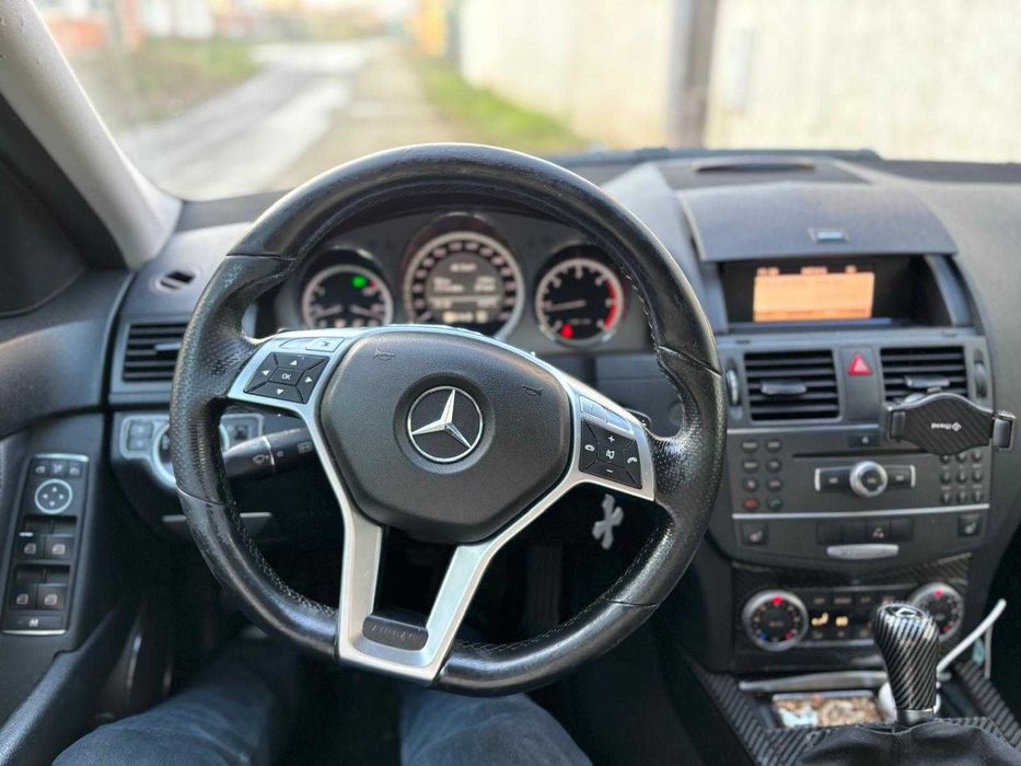 MERCEDES-BENZ C-Class 2010 — imagine 2
