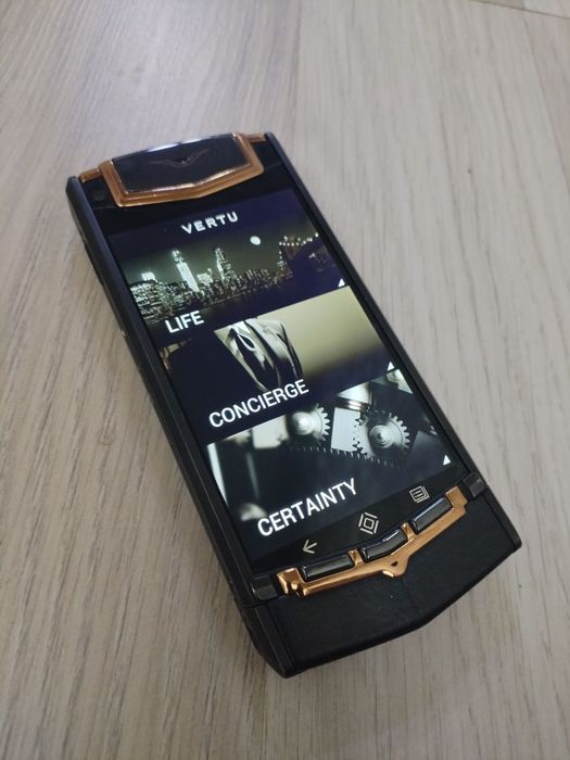Vertu ti red gold