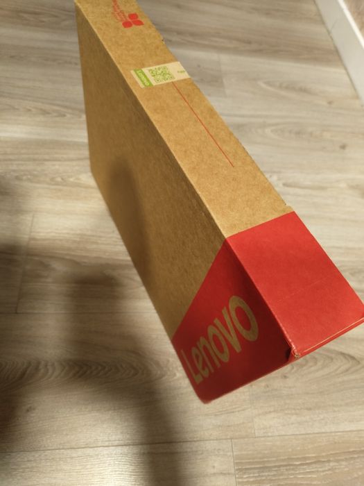 Sigilat Thinkpad E16 Gen 2 16" Ryzen 7535u/16Gb/512Ssd