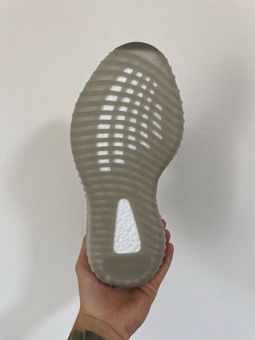 Yeezy 350 Tail light