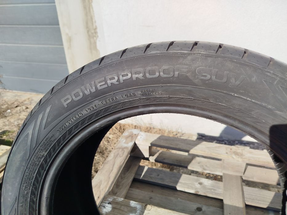 255/50/20 Нокиан ДОТ 2020 г - Чисто Нова - САМО 1 брой