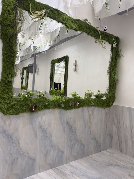 Продам зеркала в оформлении