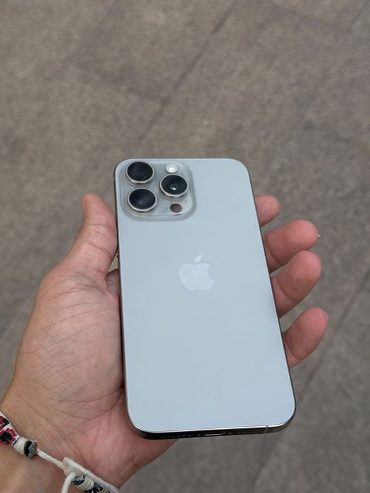 iPhone 15 Pro Max