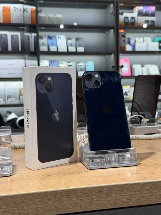 Телефон iPhone 13 128/ Айфон 13 128 код7406