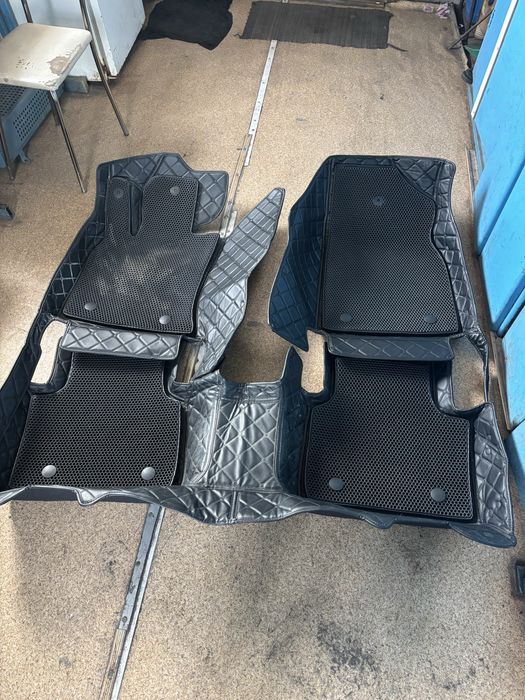 Продам 3 д полики камри70