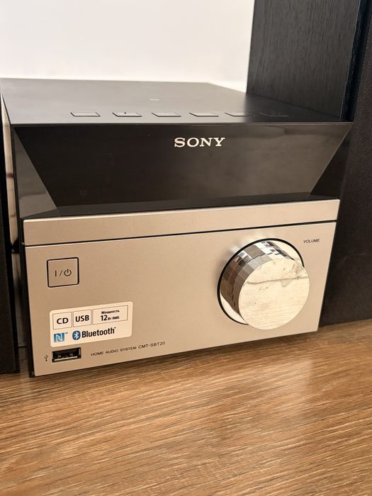 Музыкальный центр Sony с Bluetooth