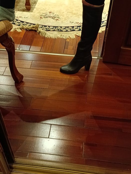 Продам сапоги новые