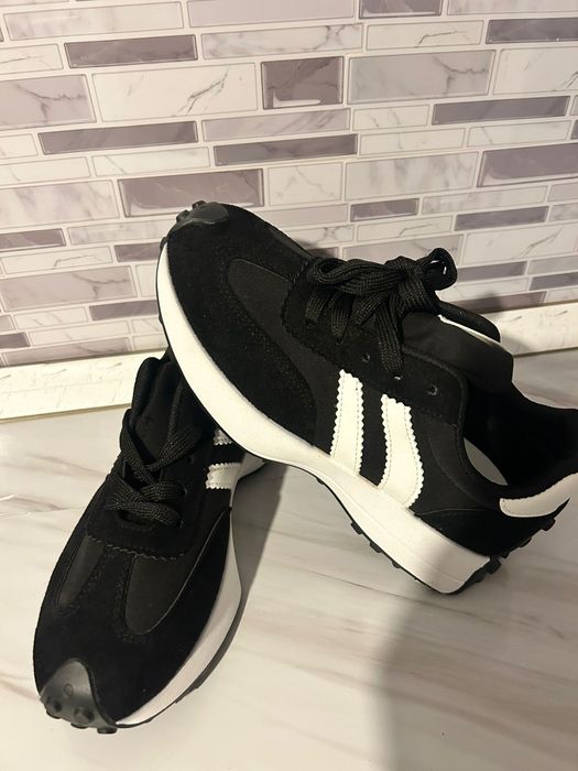 Adidași  dama.mar 37 la 170.lei.perechea Timișoara