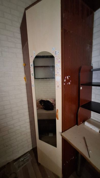 Продам большой шкаф