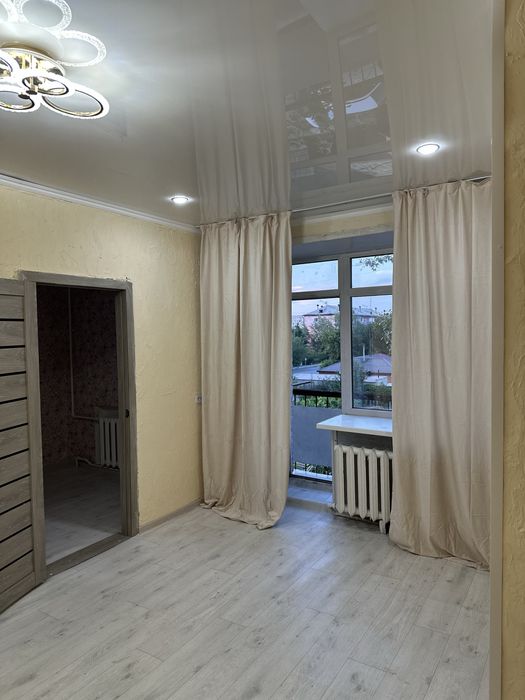Продам 2 комнатную квартиру