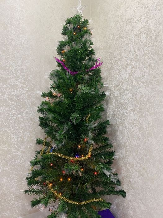 Продам искуственную елку