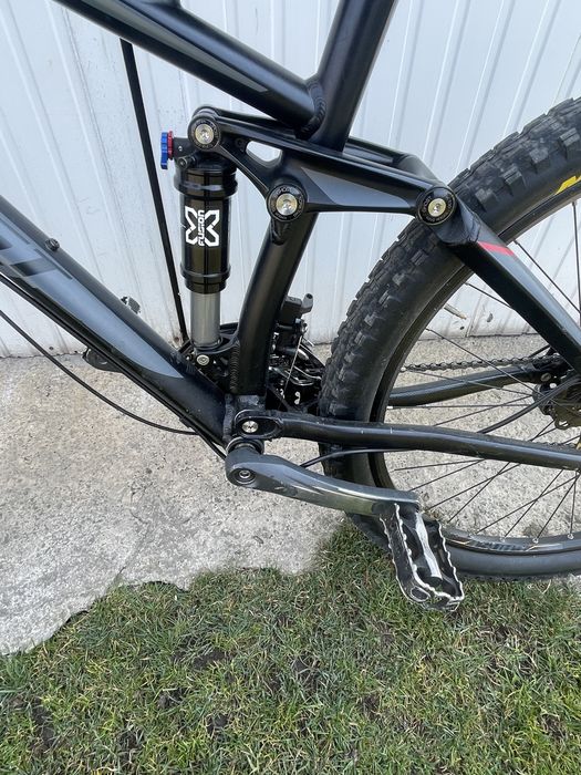 Bicicleta ghost full suspension
