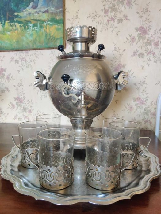 Руски самовар в комплект