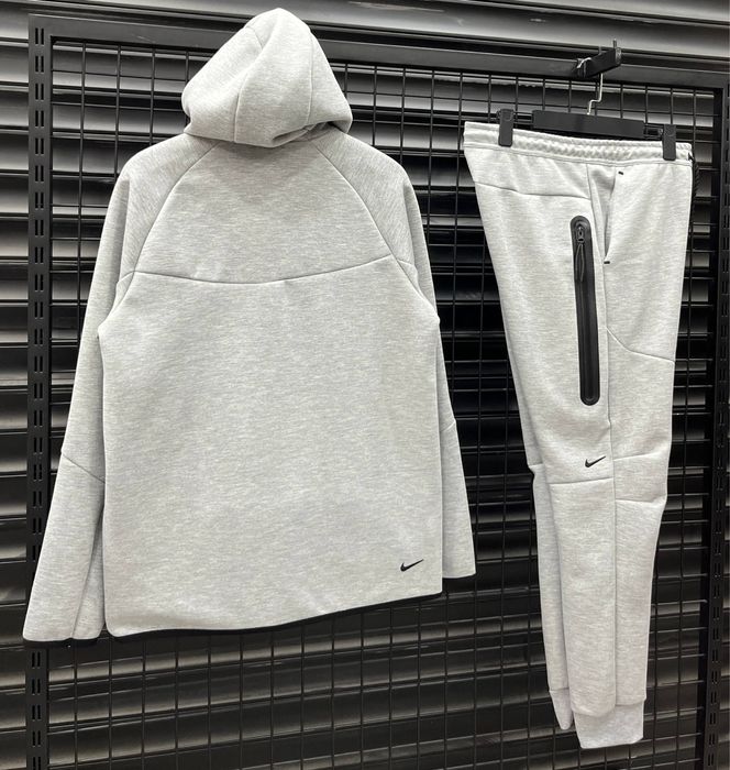 Мъжки екип Nike tech fleece 2026 година! Топ Модел!