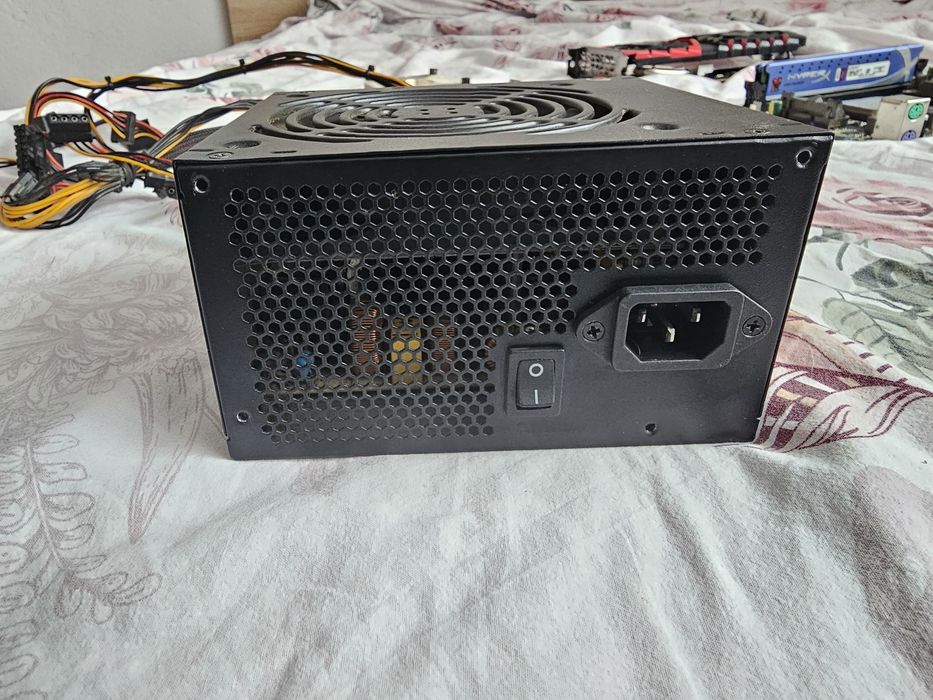 Захранване за компютър DeepCool