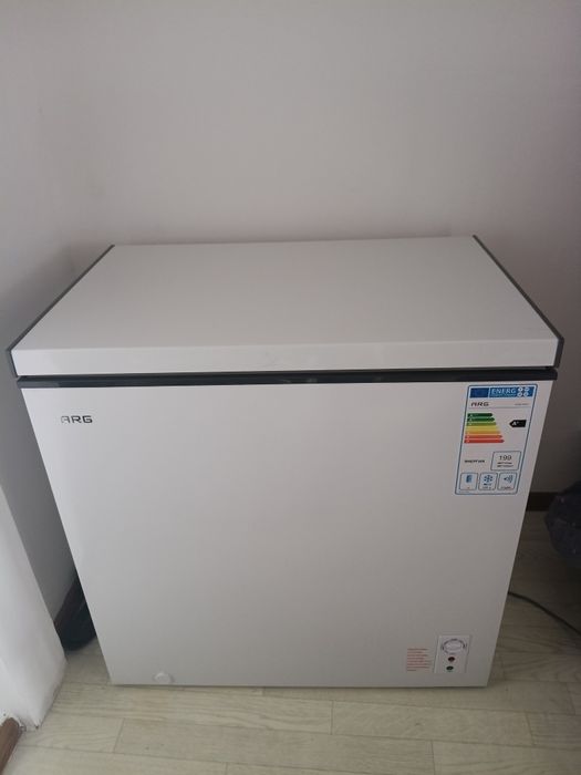 Продам Морозильник