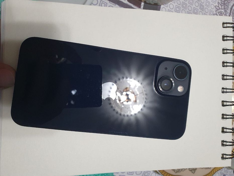 Айфон 13 с гаранией обмен есть