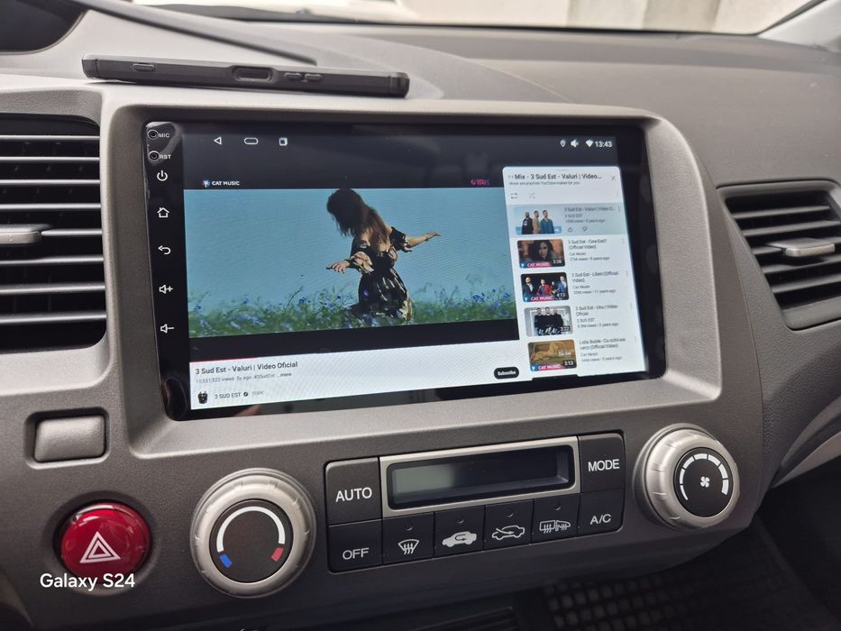 Vand Navigatie auto 9 Inch cu Android