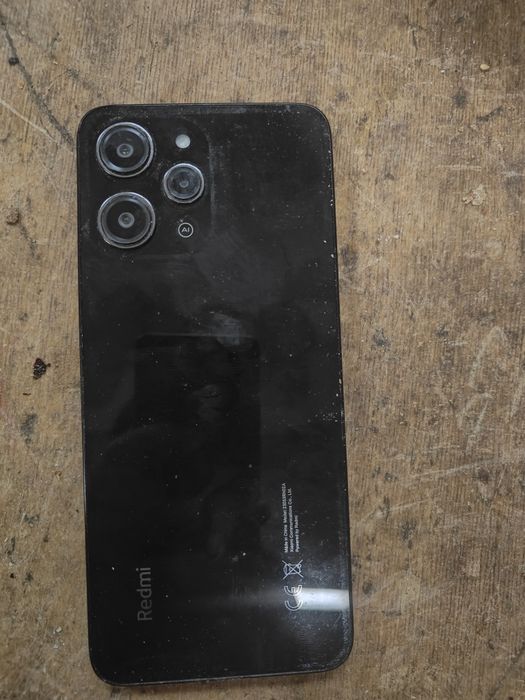 Xiaomi Redmi 12.
