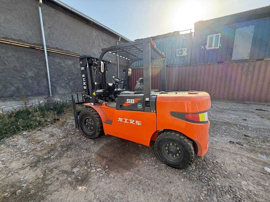 Вилочный Погрузчик LONKING 5 тон,  4.5 метра