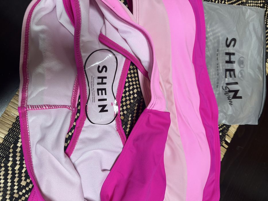 Нов бански Shein