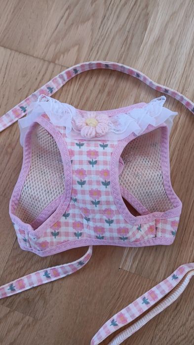 Нагръдник с повод, дантелен за куче, коте, размер М, ново