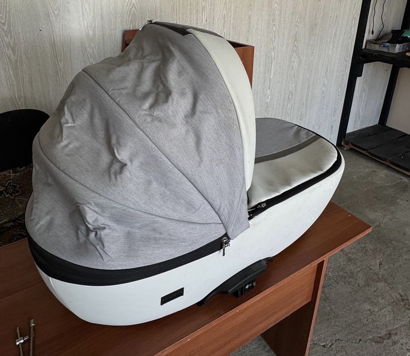 Продам коляску Bexa Air Eco 2 в 1