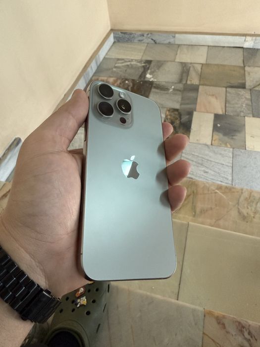 Iphone 16 pro max 99% обем батарее